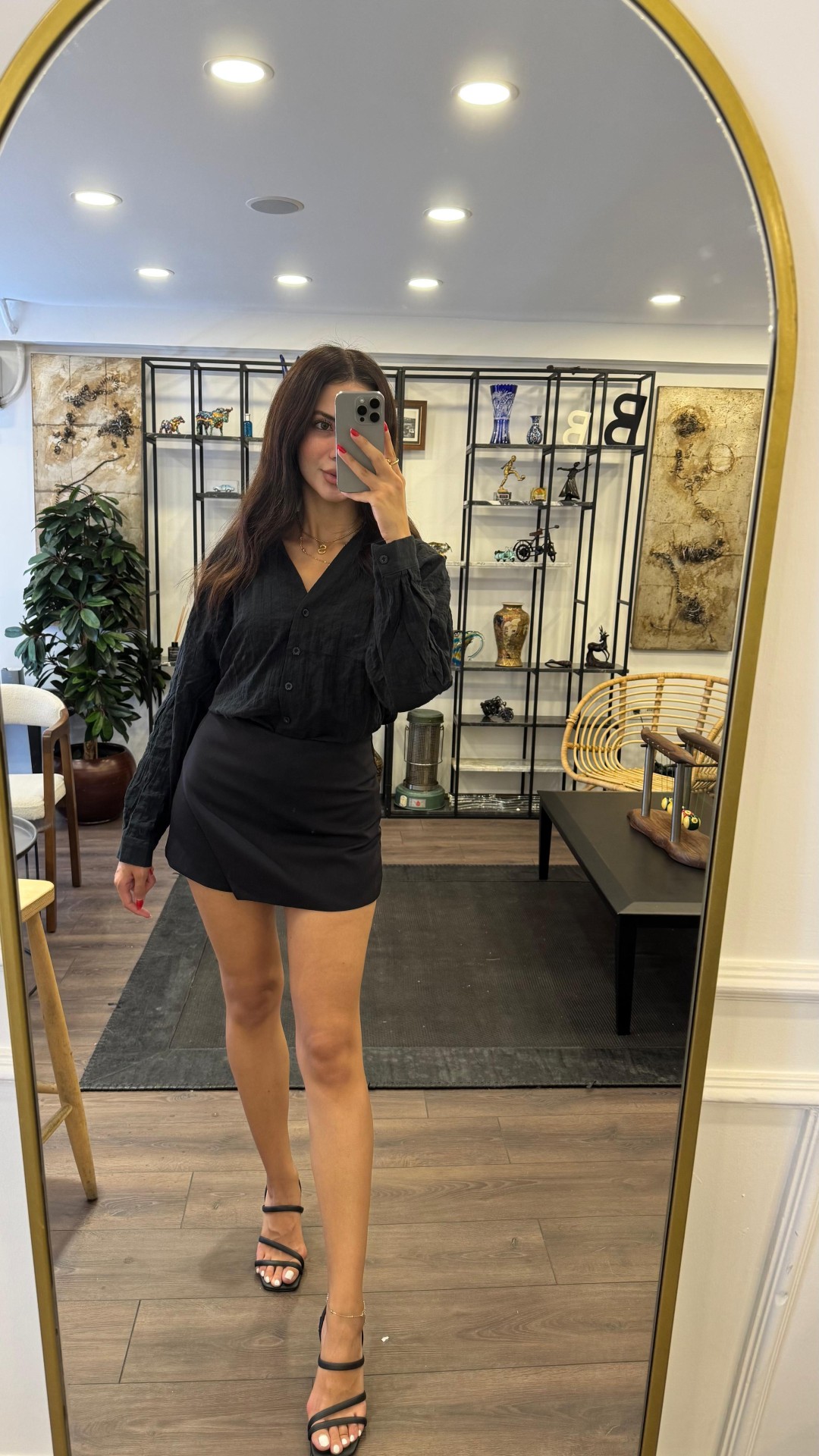 Önü Kapaklı Şort Etek - Siyah