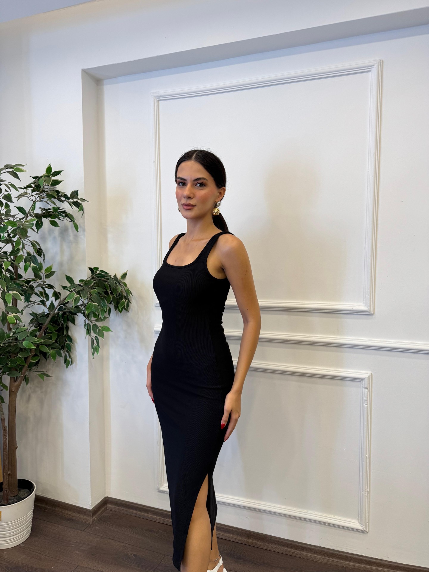 Askılı Yandan Yırtmaçlı Fitilli Elbise - Siyah