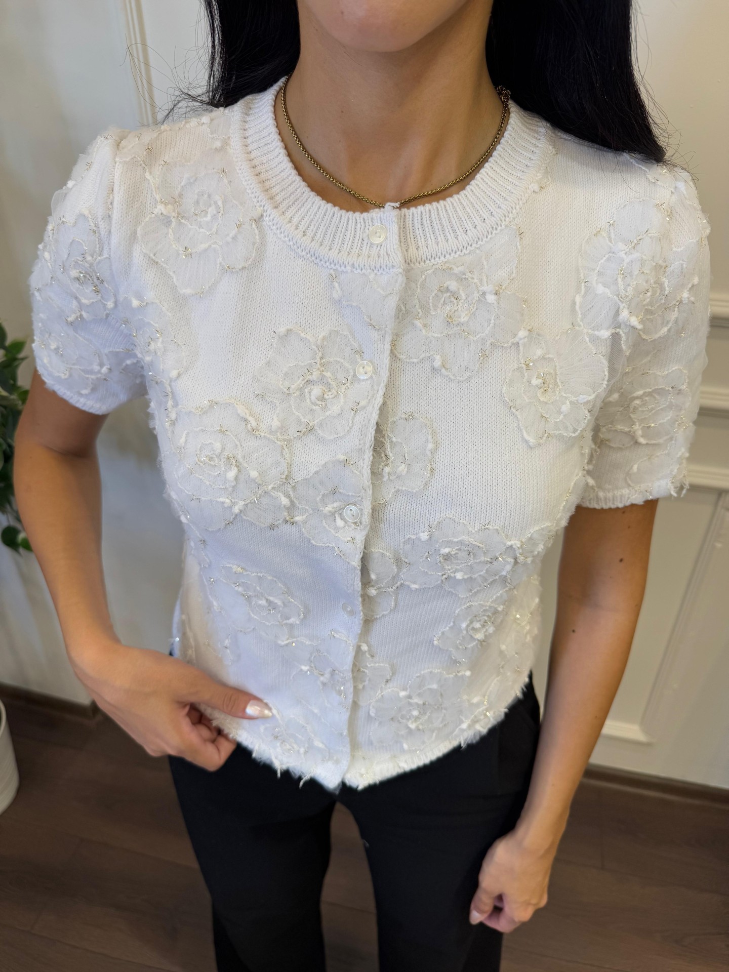 Kısa Kollu Tül Çiçek Simli İşlemeli Hırka - Beyaz